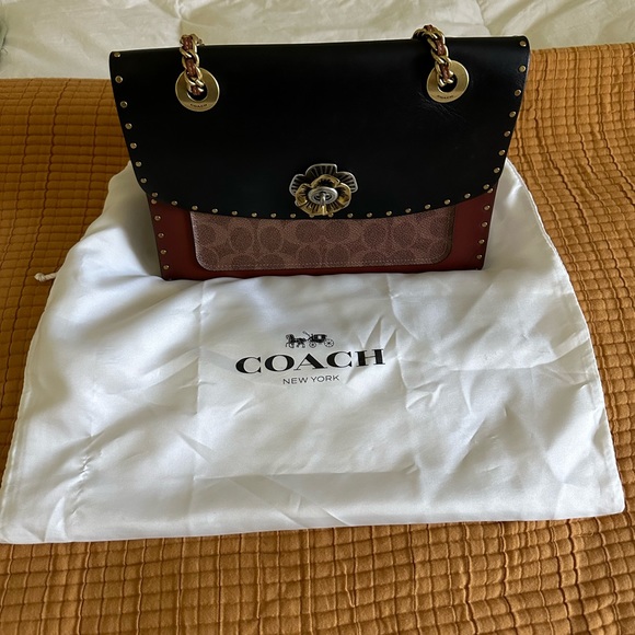 Coach Purse - Picture 2 of 7